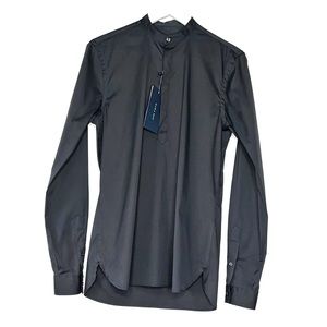 Zara Men’s long sleeve half button shirt. Size small. Black. Slim fit. NWT